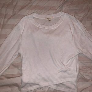 URBAN OUTFITTERS CROPPED LONG SLEEVE